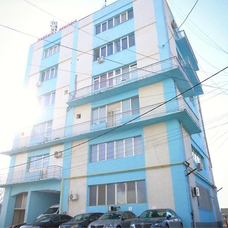 Luana Airport Apartments #9 Otopeni Ngoại thất bức ảnh